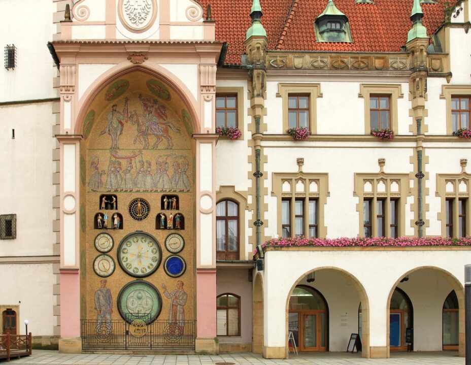 olomouc astronomical clock czech republic 1 3210285237
